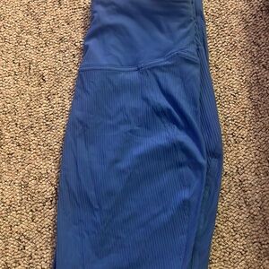 Blue ribbed lulu lemon leggings